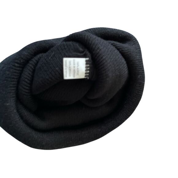 Authentic Travis Scott Astroworld Festival Black Beanie Hat Size OS NWOT - Picture 4 of 5